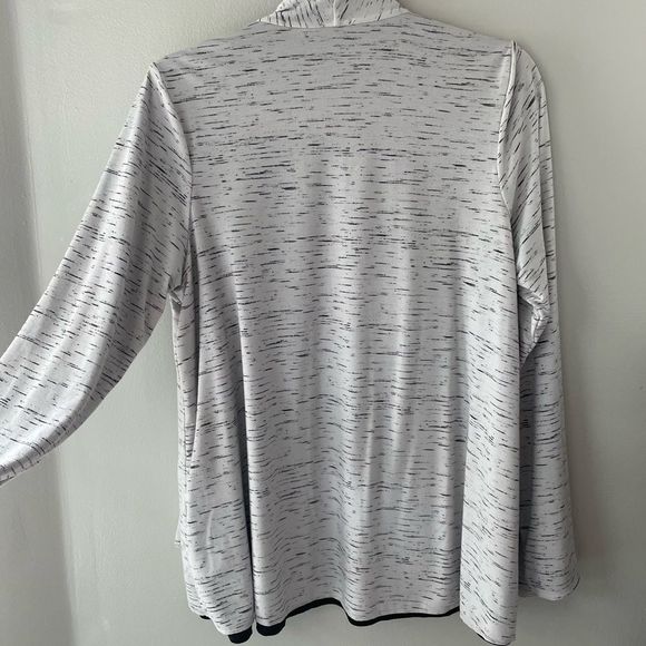 EUC, Reversible sweater, Size M - Picture 2 of 5